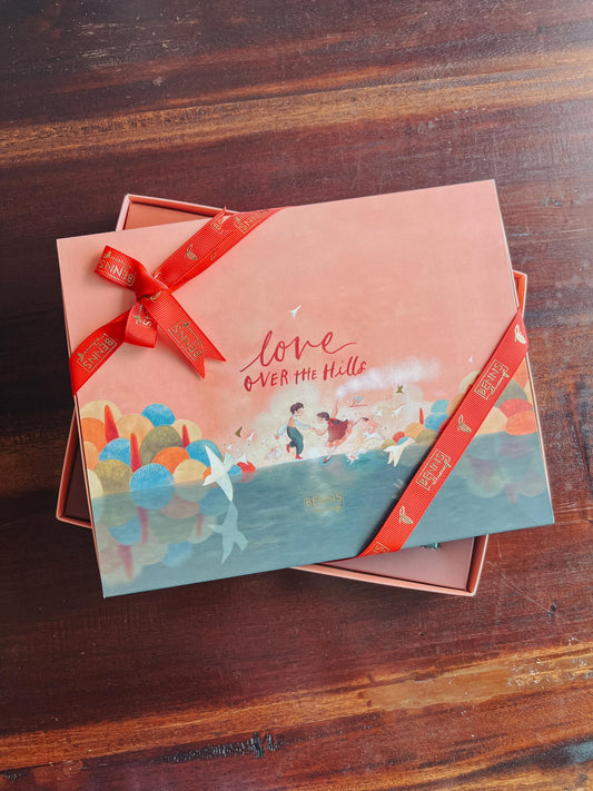Love Over The Hills Gift Set