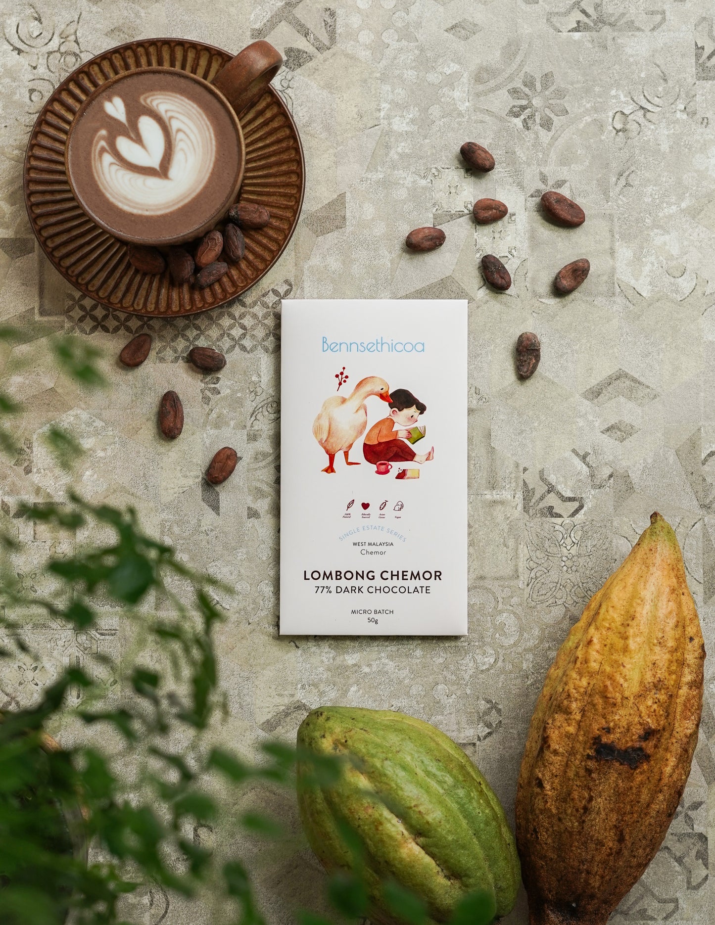 LOMBONG CHEMOR 82% Chemor Dark Chocolate